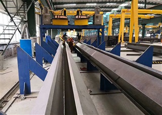 車(chē)間內(nèi)部 車(chē)間內(nèi)部